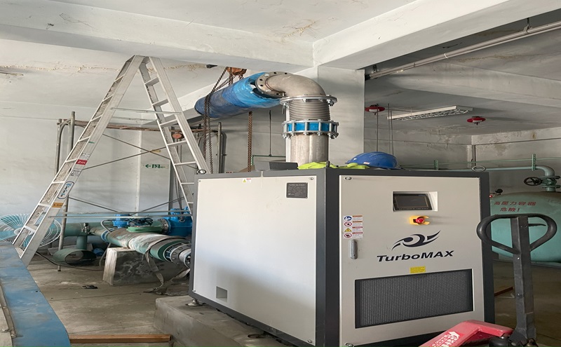 TurboMAX氣浮式鼓風機-快濾池改善工程-自來水公司四區淨水場，於2021年完工並運轉至今。